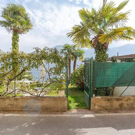 Casetta Al Apartamento Mezzegra