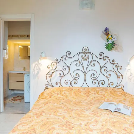 Casetta Al Apartment Mezzegra